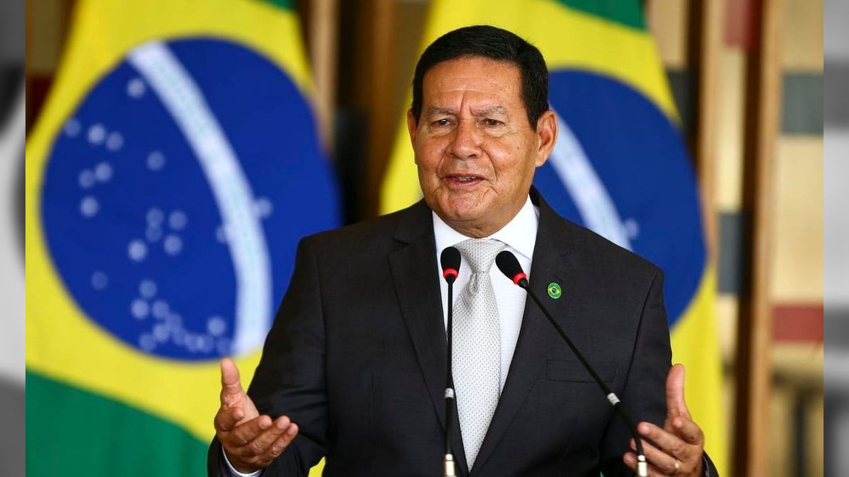 Mourão, comandante da Marinha e Aldo Rebelo serão ouvidos em ação sobre o golpe no STF