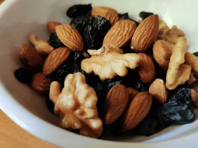 Alimentação no Carnaval: nutricionistas indicam o que consumir durante a folia