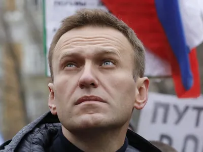 Rússia volta a negar autoria de morte de Navalny e diz estar do lado do Irã