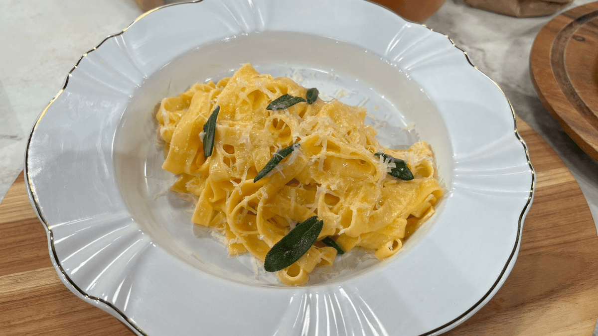 Tagliatelle na manteiga com sálvia | Band Receitas