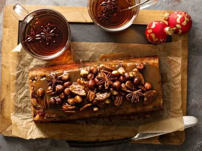 Sticky toffee pudding: bolo de tâmaras leva apenas 20 minutos para ser preparado