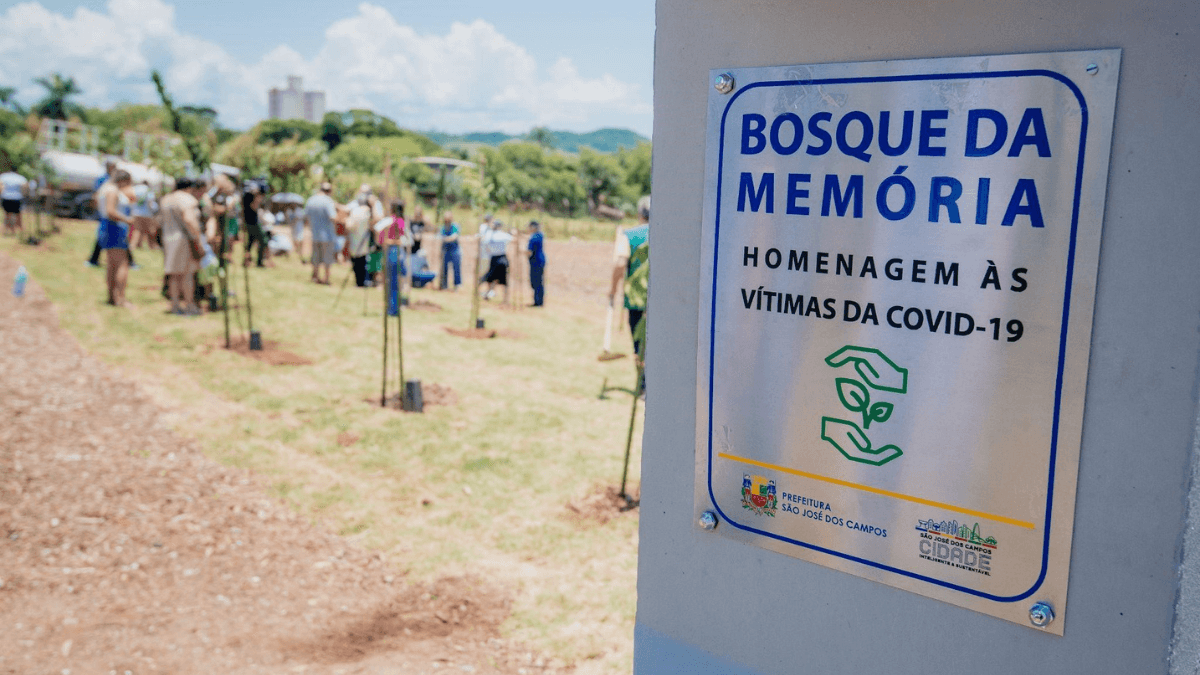 Bosque da memória homenageia vítimas da Covid-19 em São José dos Campos