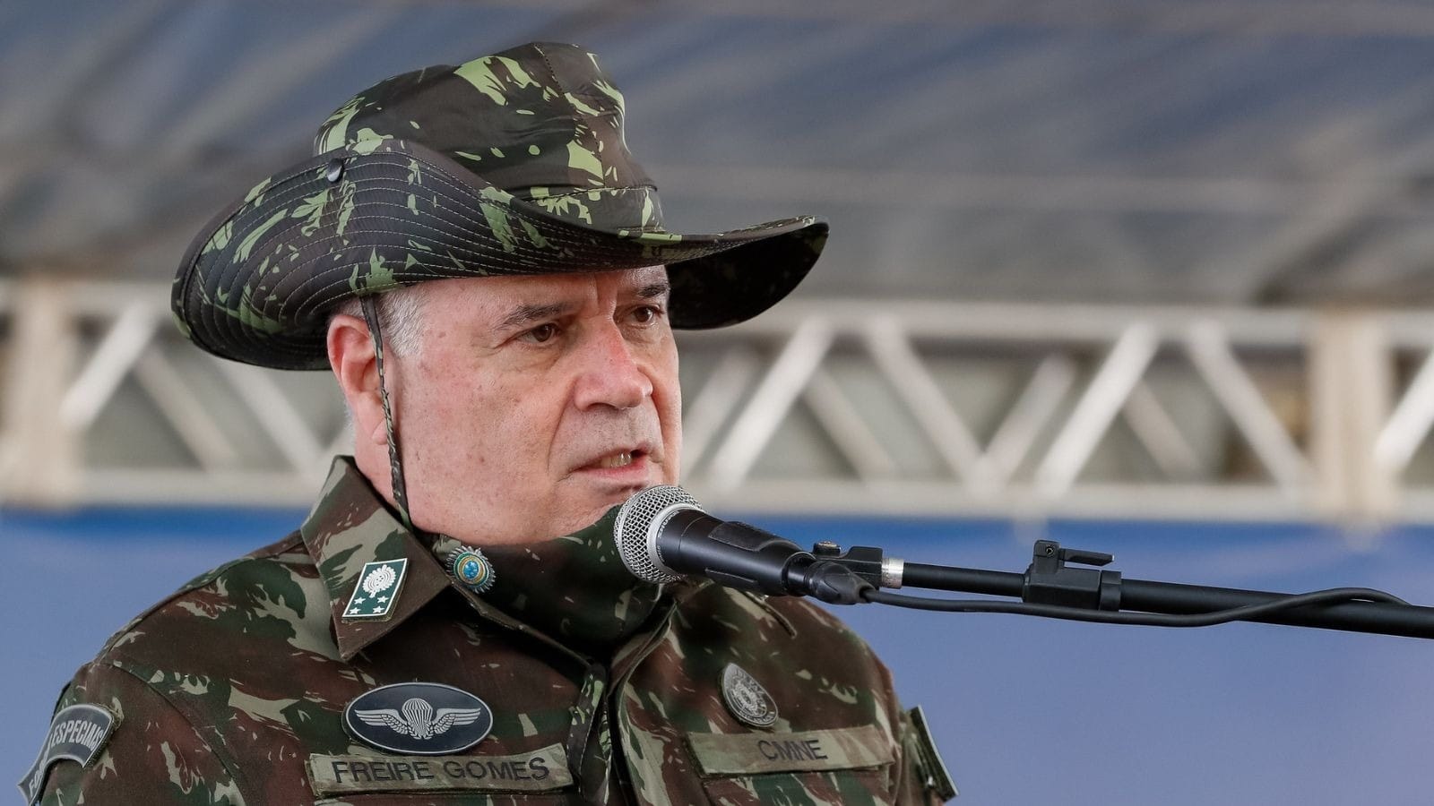 Mônica Bergamo: Bolsonaristas celebram falas de Freire Gomes, que minimizou minuta do golpe