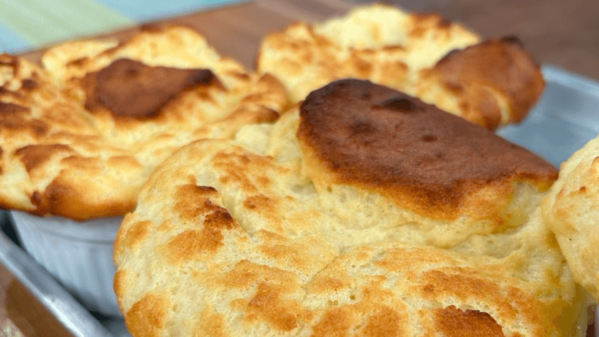Suflê de queijo | Band Receitas