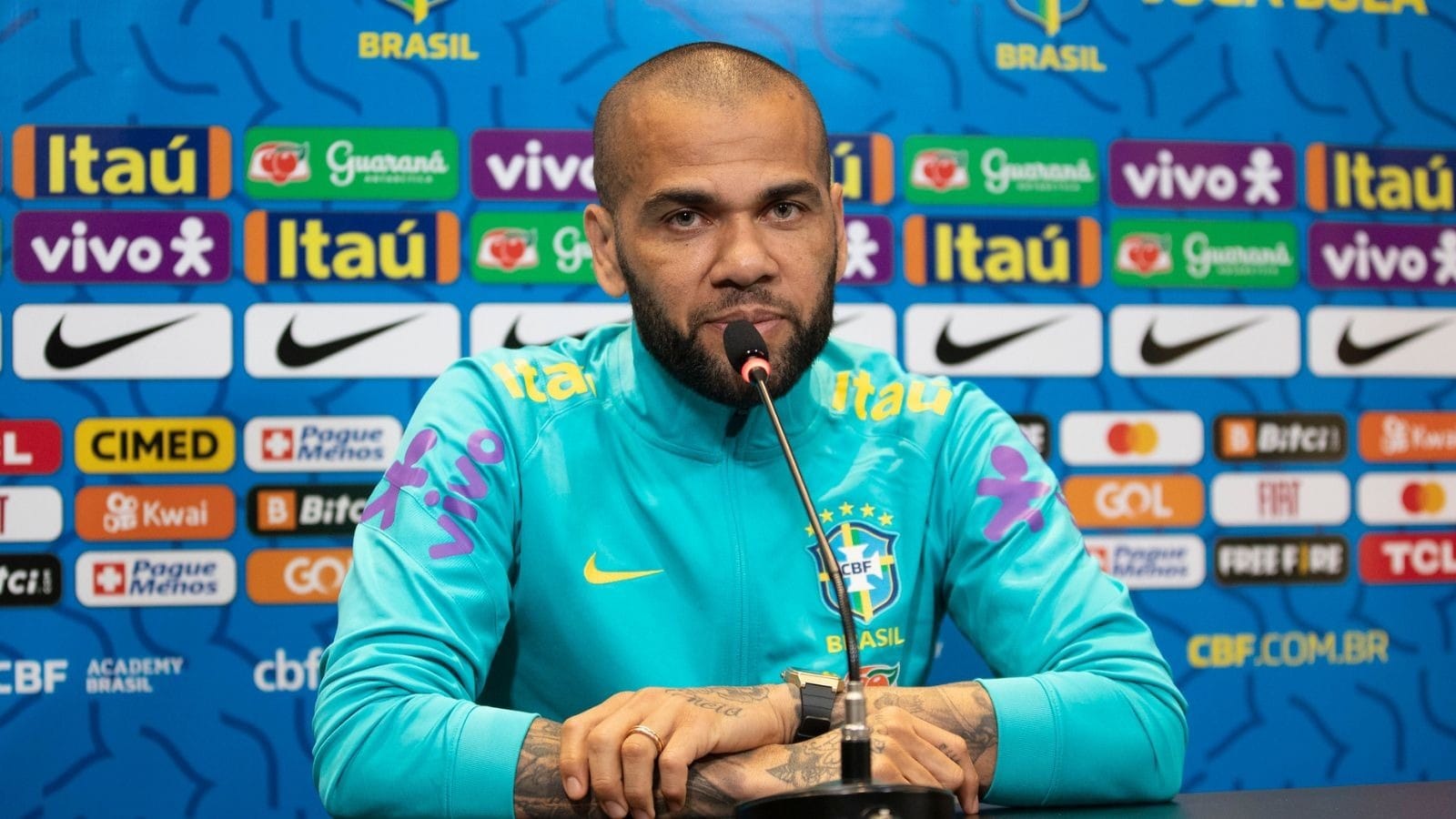 Justiça da Espanha concede liberdade provisória a Daniel Alves