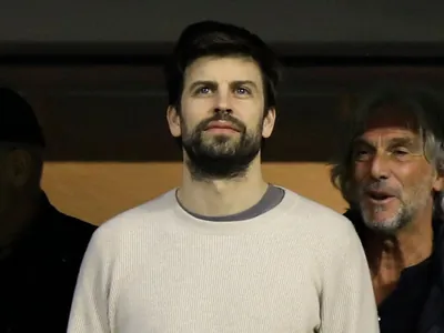 Ex-zagueiro Piqué é multado em R$ 1,1 mi por operação no mercado de ações