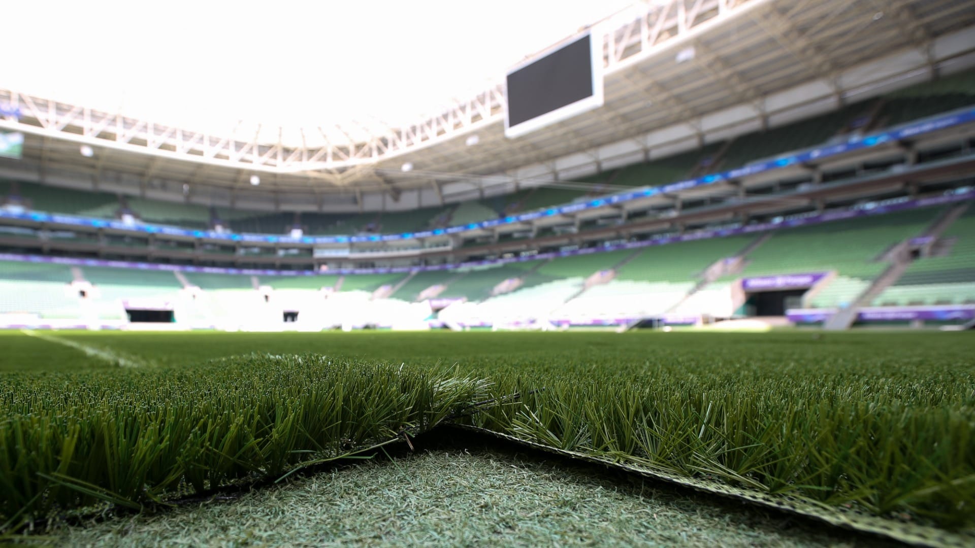 Palmeiras se defende após manifesto de jogadores contra gramado sintético