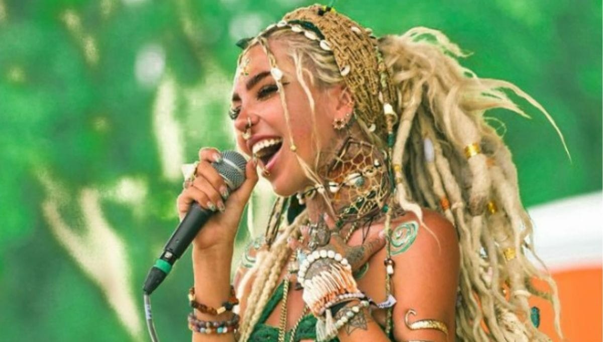 quem-shanin-blake-cantora-que-diz-ter-curado-infec-o-nos-rins-com-a