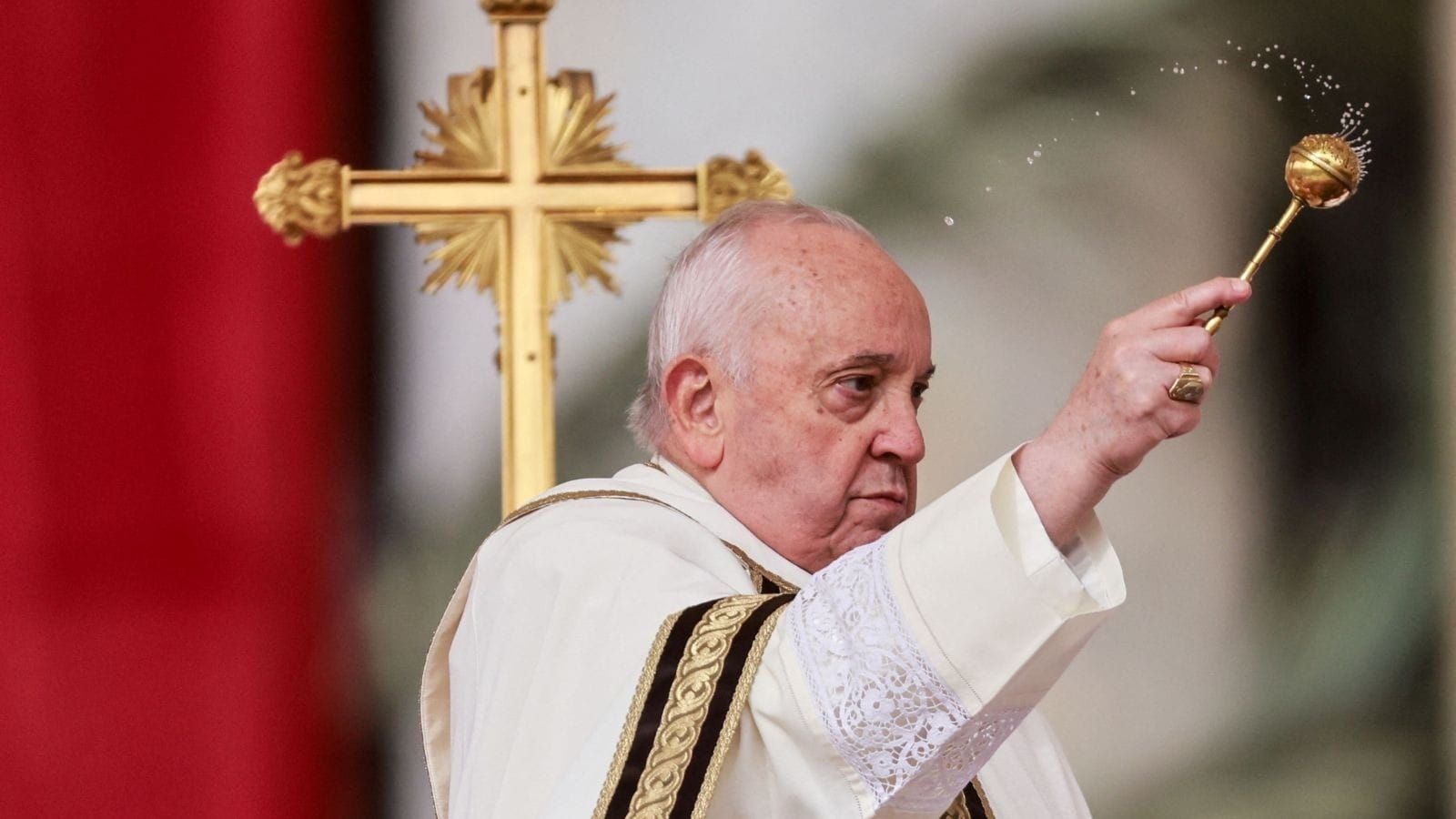 Papa Francisco tem noite tranquila de descanso, afirma Vaticano