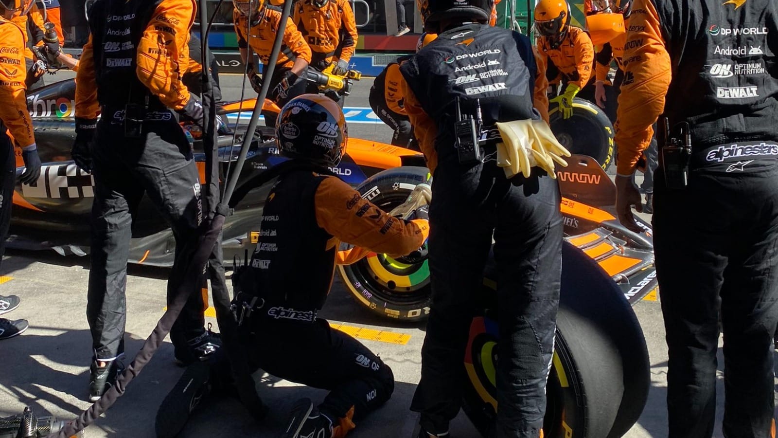 McLaren anuncia mudanças, e diretor deixa cargo depois de três meses