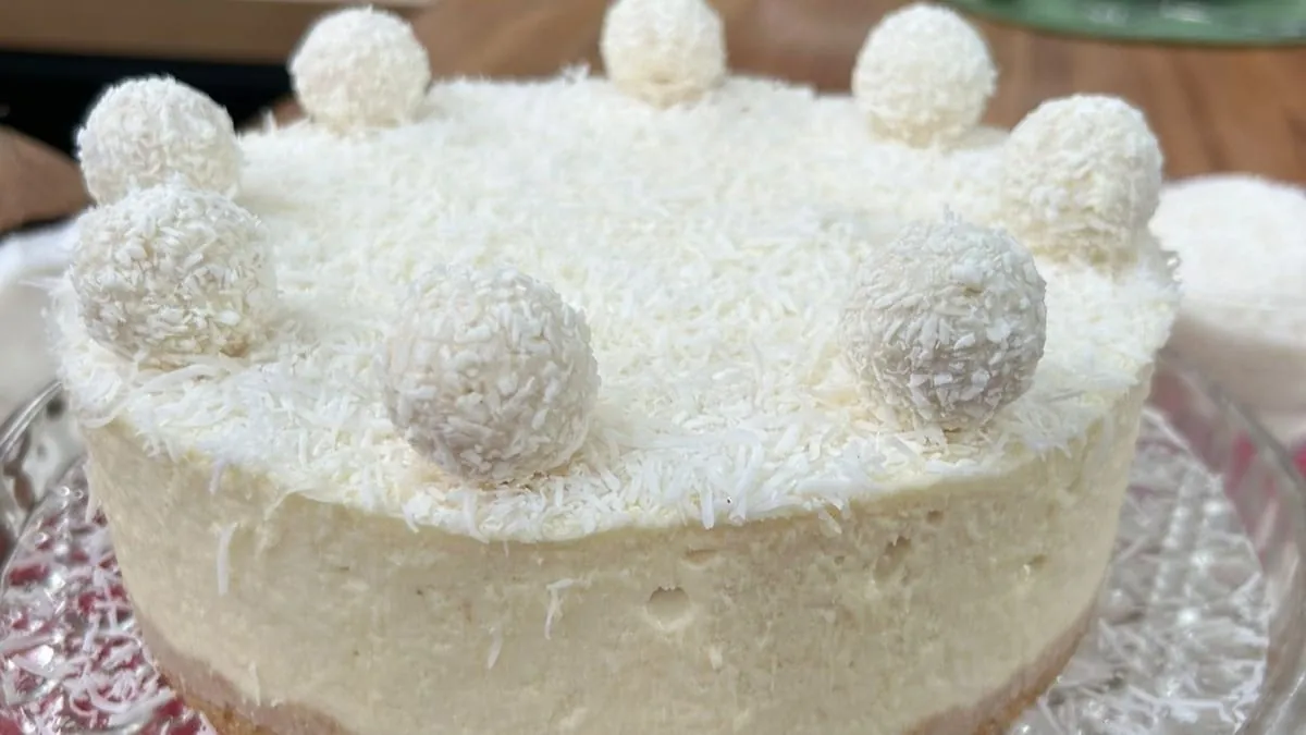 Torta cremosa de bombom branco | Band Receitas