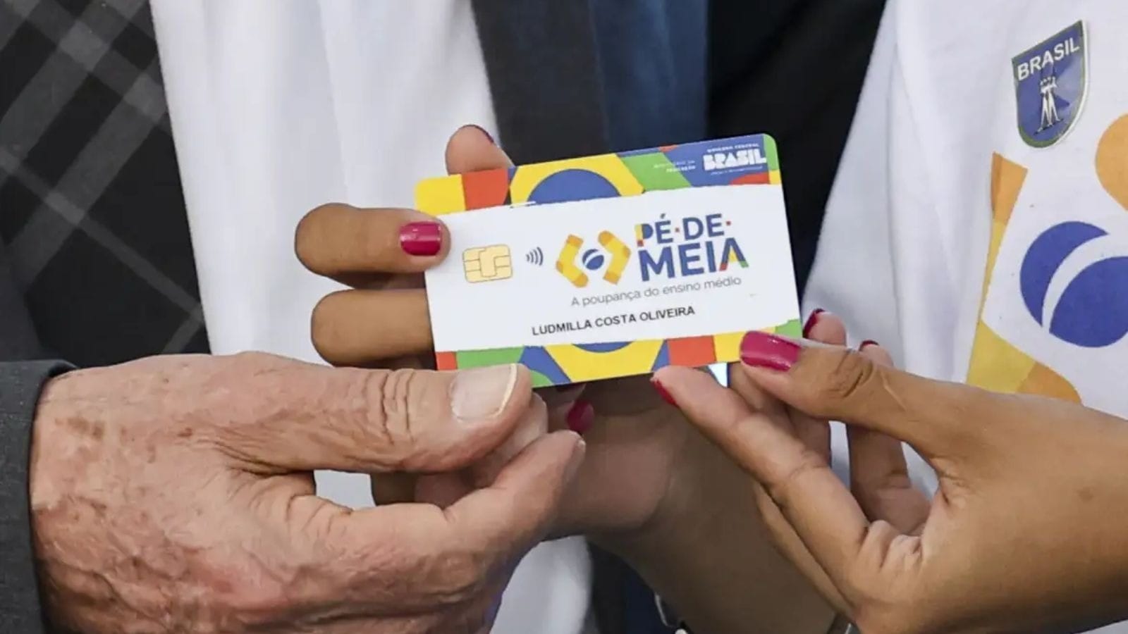 Quem tem direito ao Pé-de-Meia? Tire todas as dúvidas sobre programa estudantil