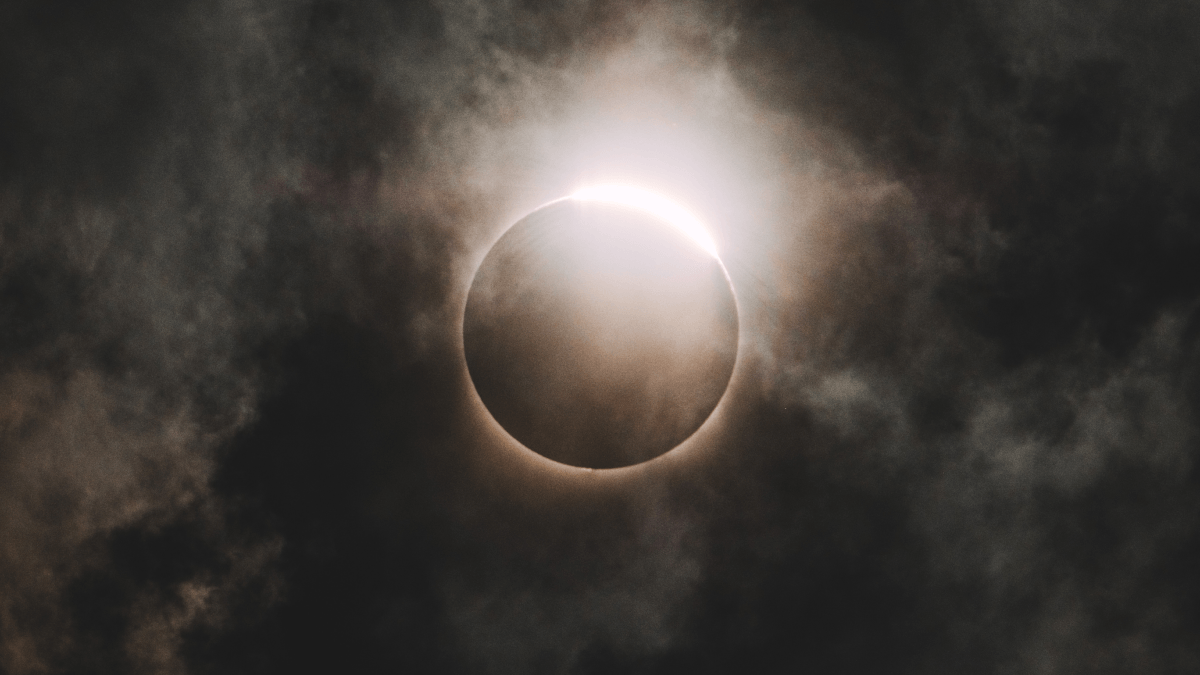 Eclipse lunar: que horas o fenômeno acontece no Brasil; veja como assistir
