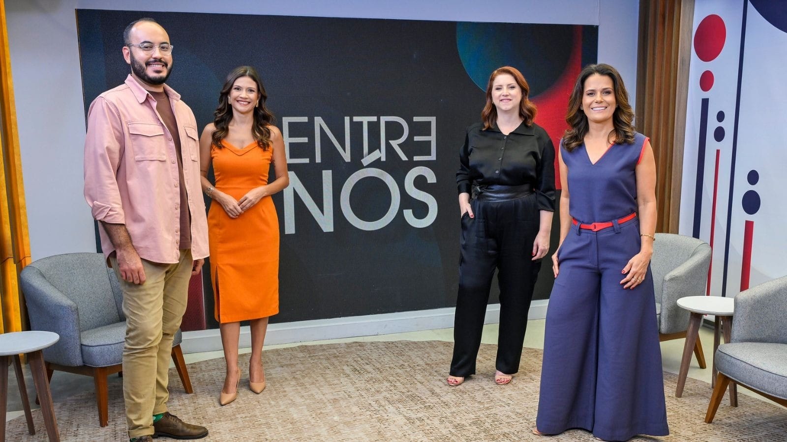 Adriana Araújo celebra novo formato do Entre Nós: "Grande missão"