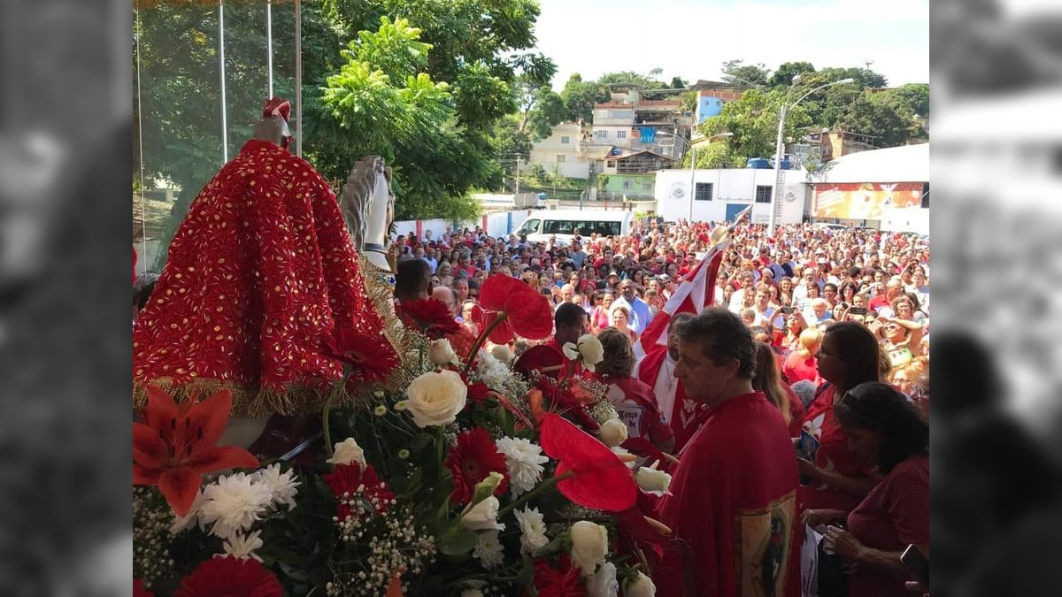 Escolas da Série Ouro terão feijoada e homenagens a São Jorge