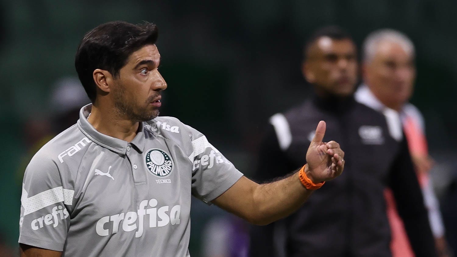 Al Sadd aciona Abel Ferreira na Fifa alegando descumprimento de pré-contrato