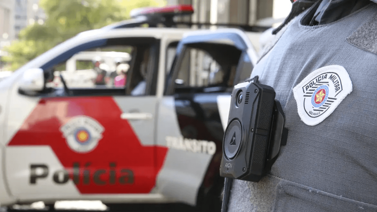 Homem morre após cair de escada em obra em Jacareí