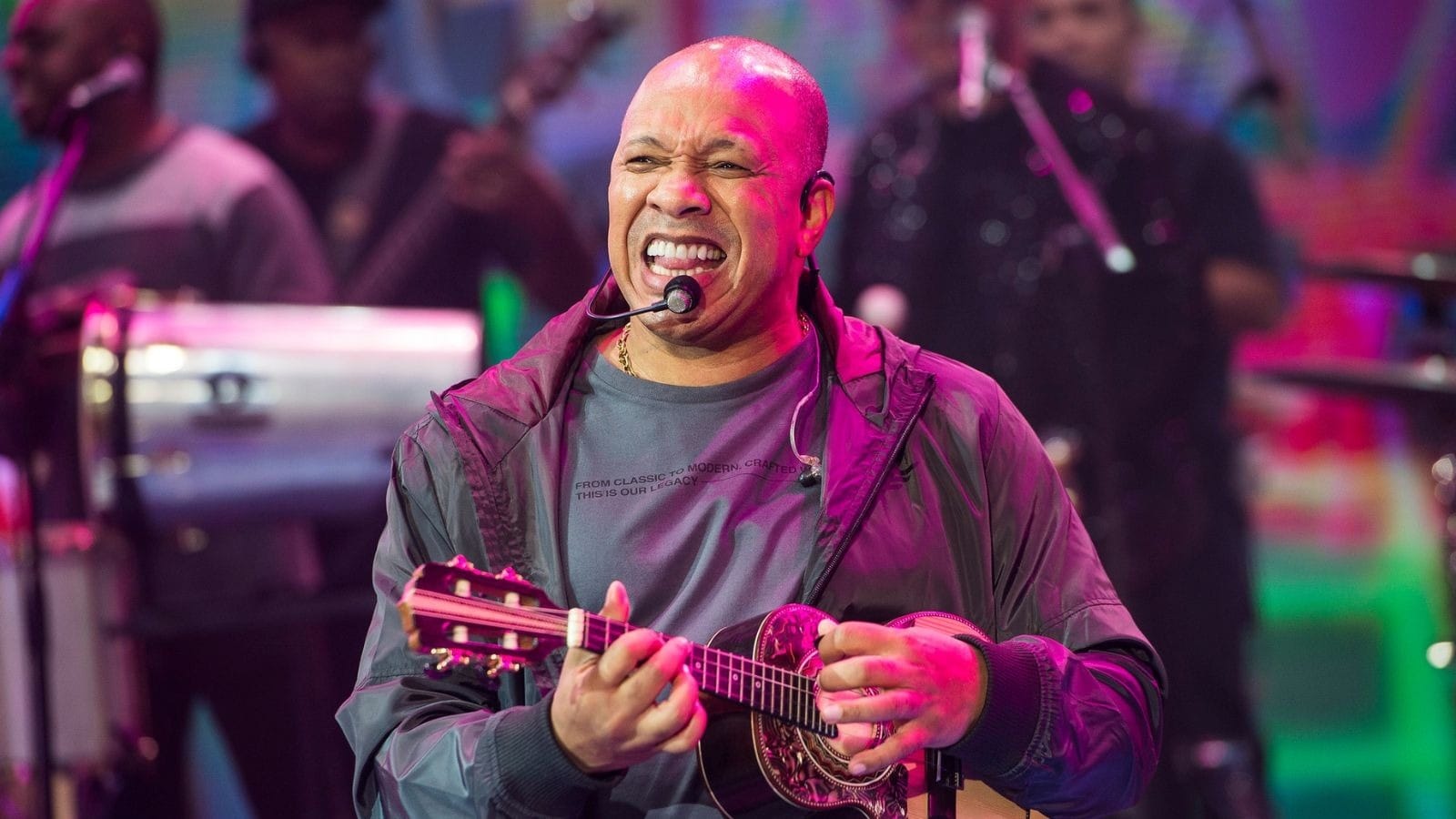 Artistas lamentam morte do cantor Anderson Leonardo
