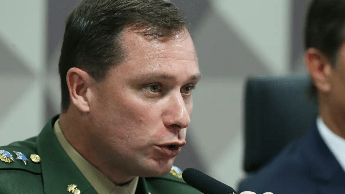Delação: Cid se queixa de Bolsonaro ter ficado 'milionário' enquanto ele próprio 'perdeu tudo'