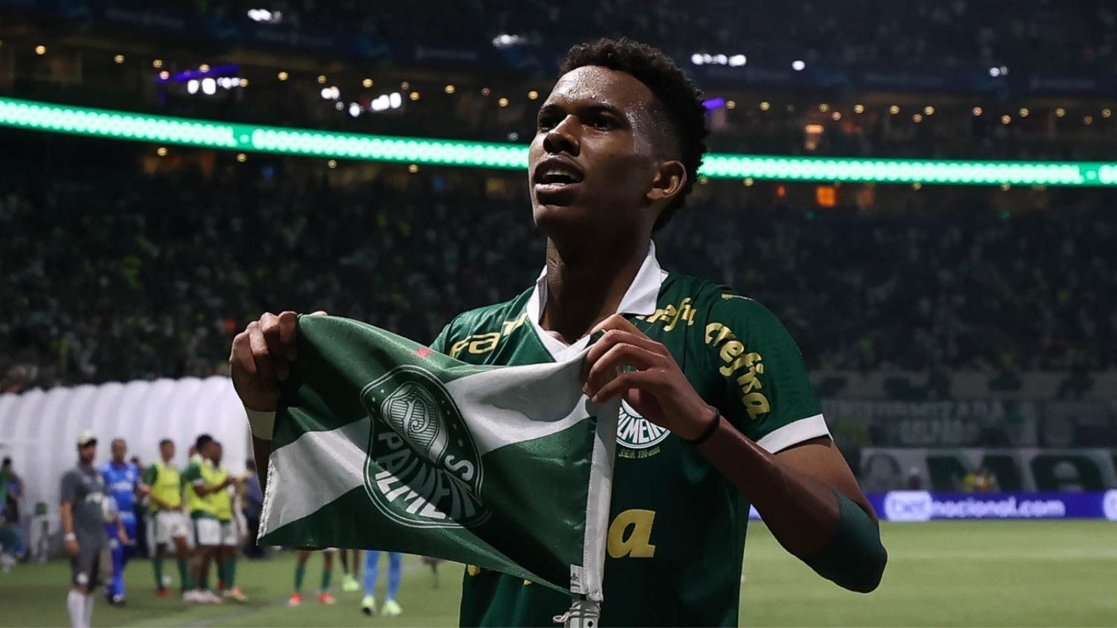 Elia Jr.: Estêvão está fechado com o Chelsea e deixará o Palmeiras em 2025