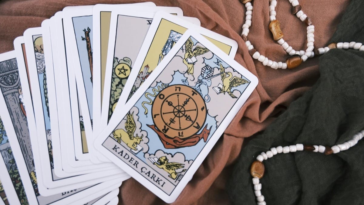 Quais são as cartas do tarot e o que são os arcanos?