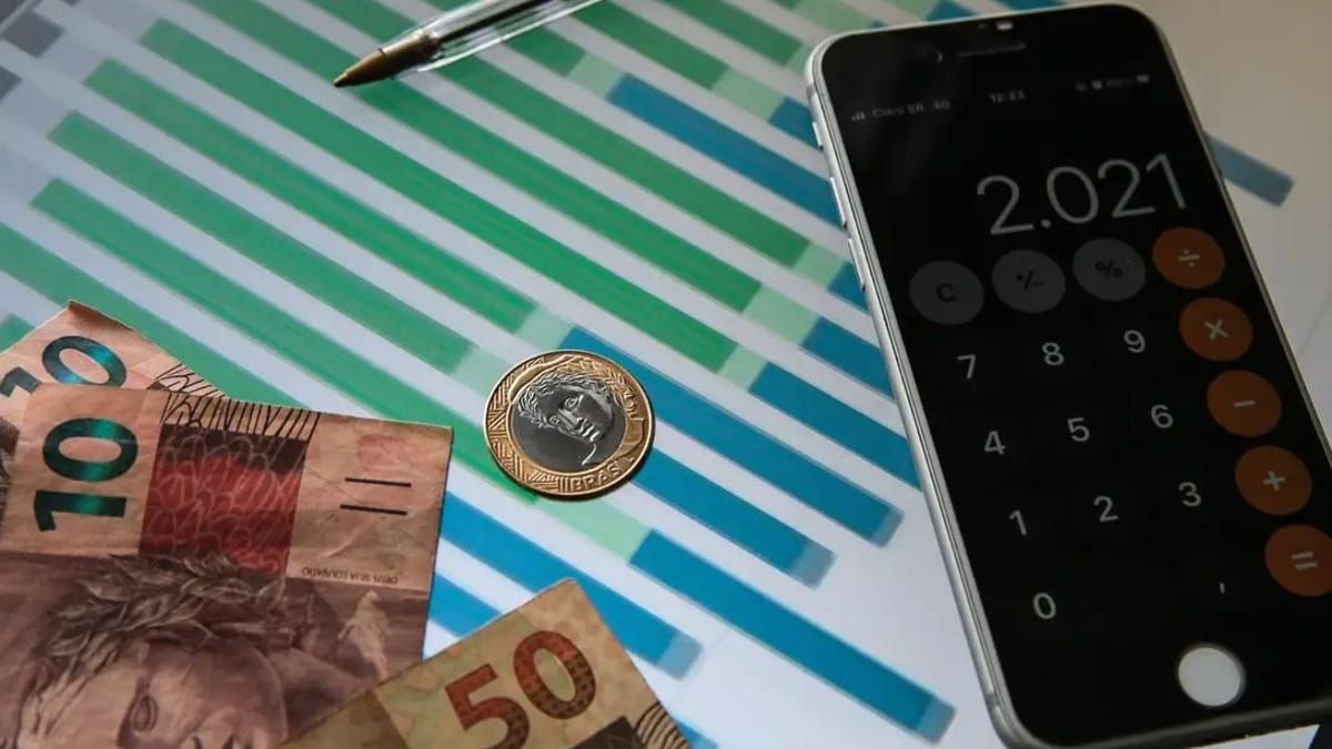 PIB do Brasil cresce 3,4% em 2024, puxado por serviços e indústria, e fecha ano em R$ 11,7 tri
