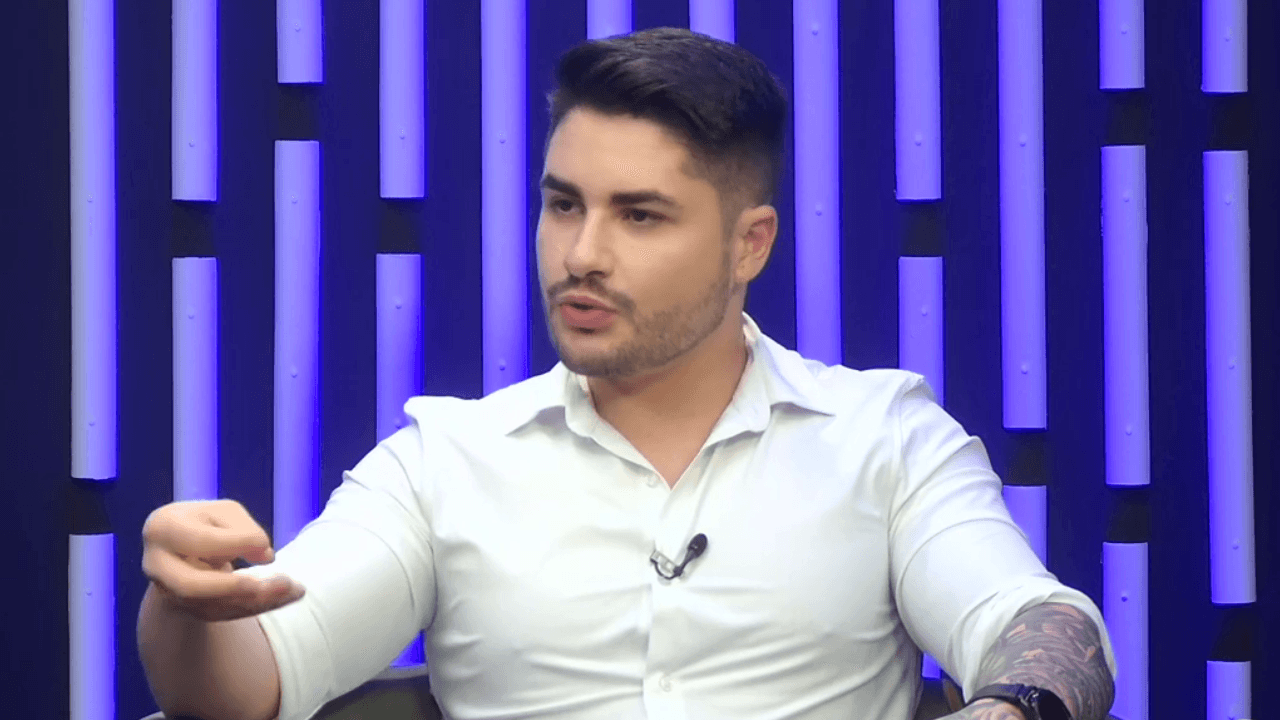 Lucas Souza diz que sofreu assédio moral no Exército por causa de Jojo Todynho