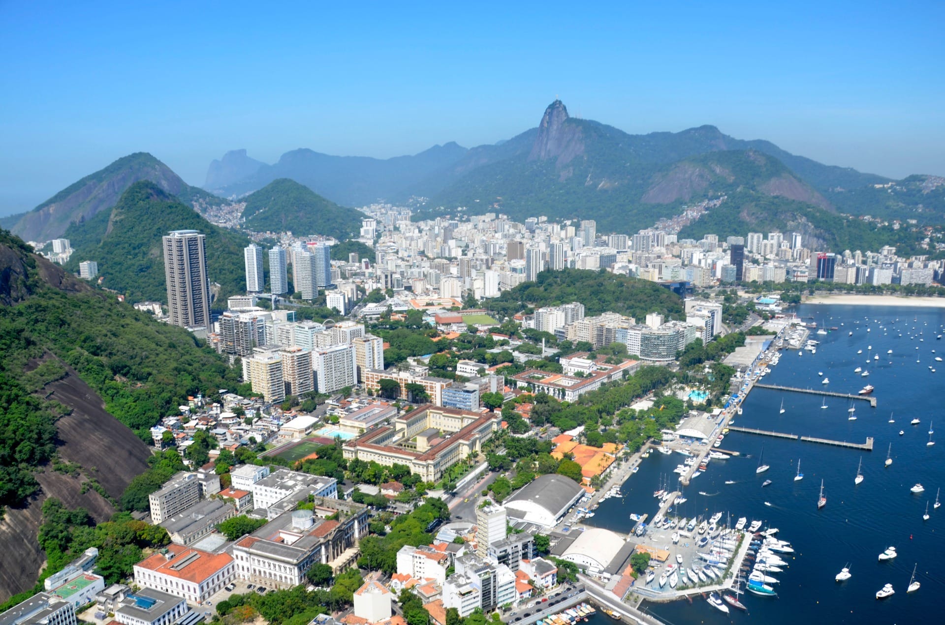 RJ pode atingir marca de 1,5 milhão de turistas estrangeiros em 2024