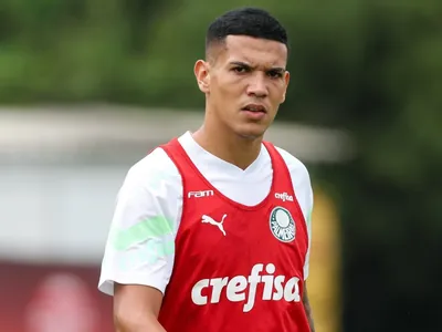 Palmeiras confirma venda de zagueiro para futebol mexicano; veja valores