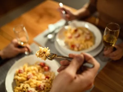 Dia dos Namorados: 12 receitas baratas para fazer em 30 minutos