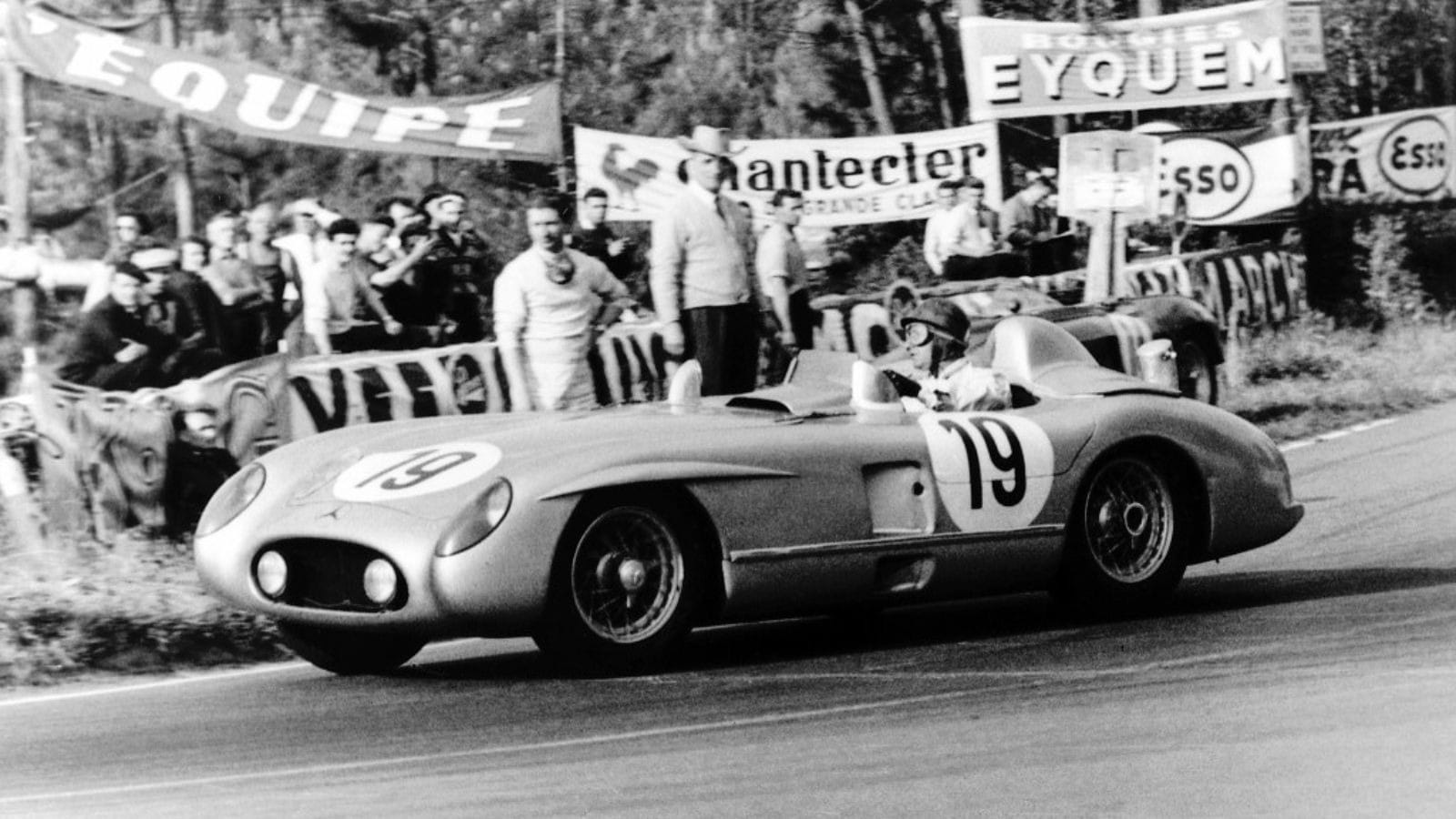 Merdeces de Juan Manuel Fangio nas 24 Horas de Le Mans de 1955. Foto: Arquivo Mercedes-Benz