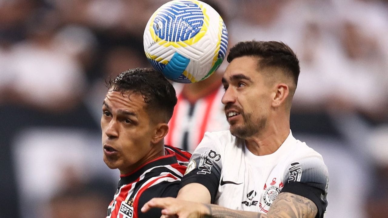 Corinthians e São Paulo empatam em clássico quente em Itaquera; assista aos melhores momentos