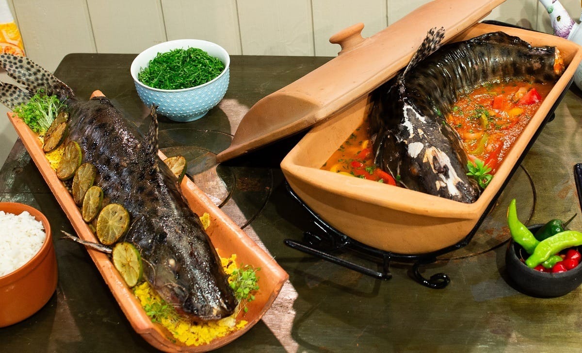 O que é e como fazer peixe na telha? Receita é tema de prova no MasterChef