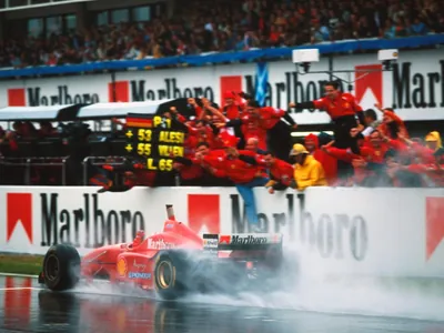 GP da Espanha foi palco da primeira vitória de Schumacher na Ferrari