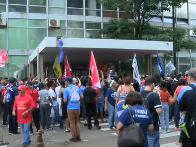 Professores decidem pelo fim da greve nos institutos e universidades federais