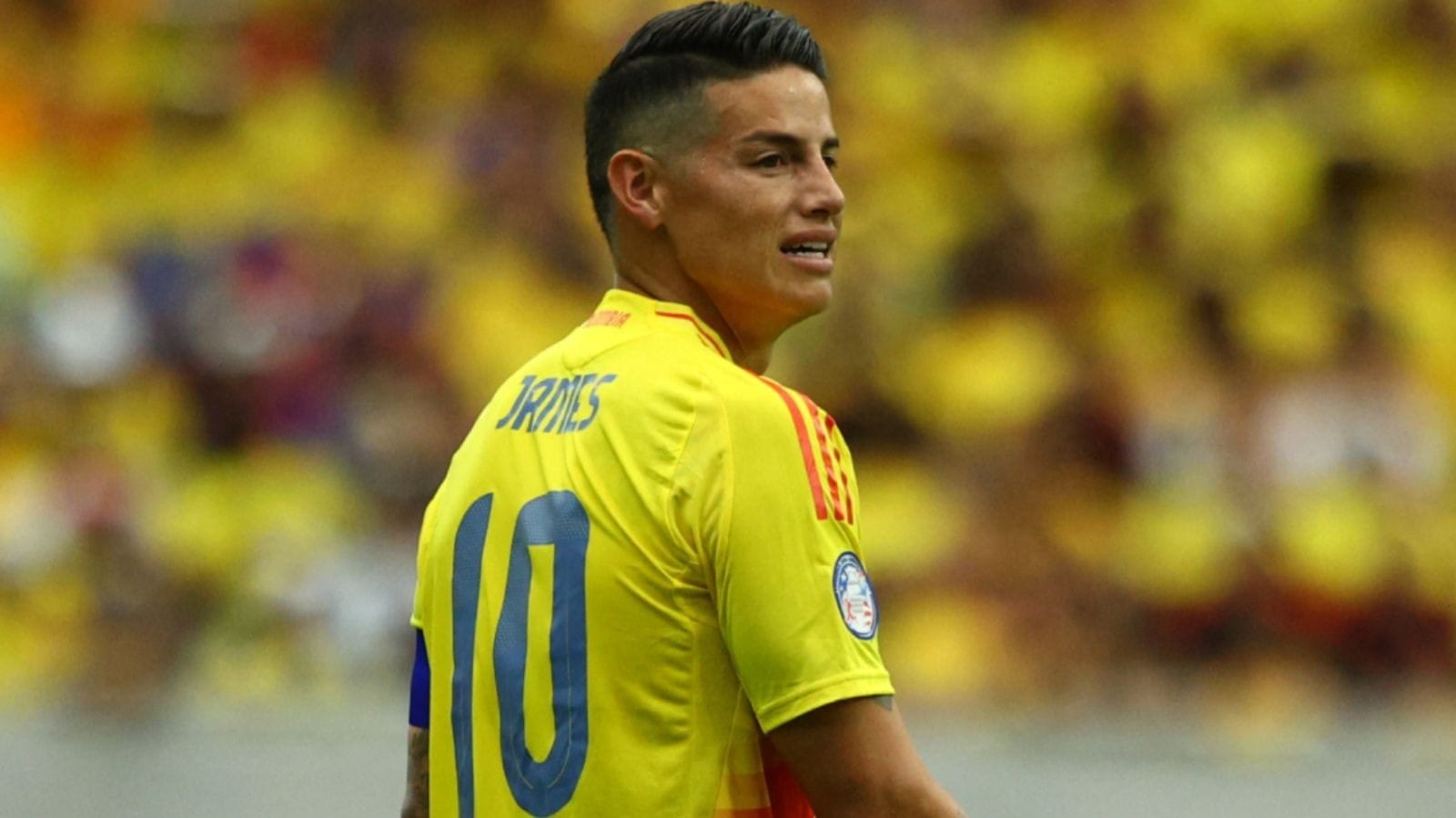 Após polêmica com torcida, James faz última dança pela Colômbia na Copa