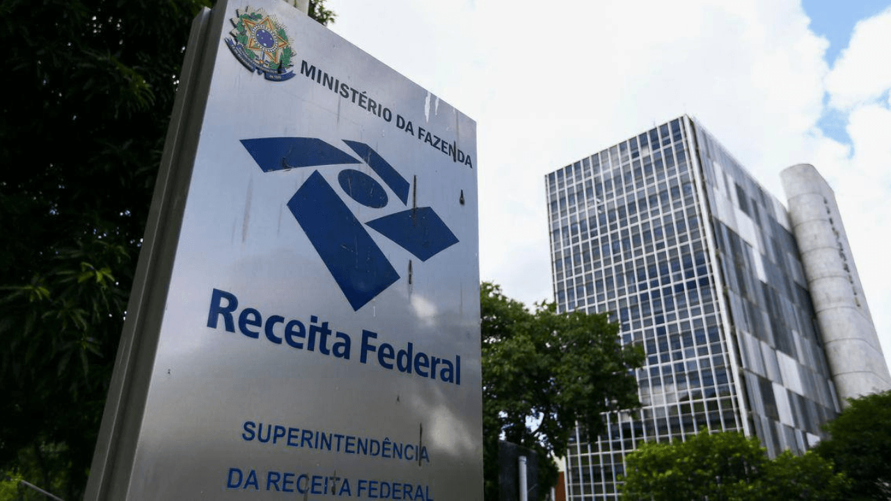 Receita suspende sistema de CNPJ até segunda para migrar a novo formato