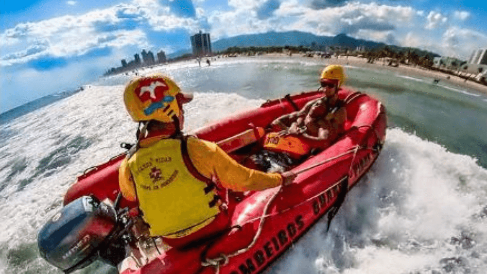 GBMar registra 16 ocorrências de afogamento no fim de semana do Carnaval no Litoral Norte de SP