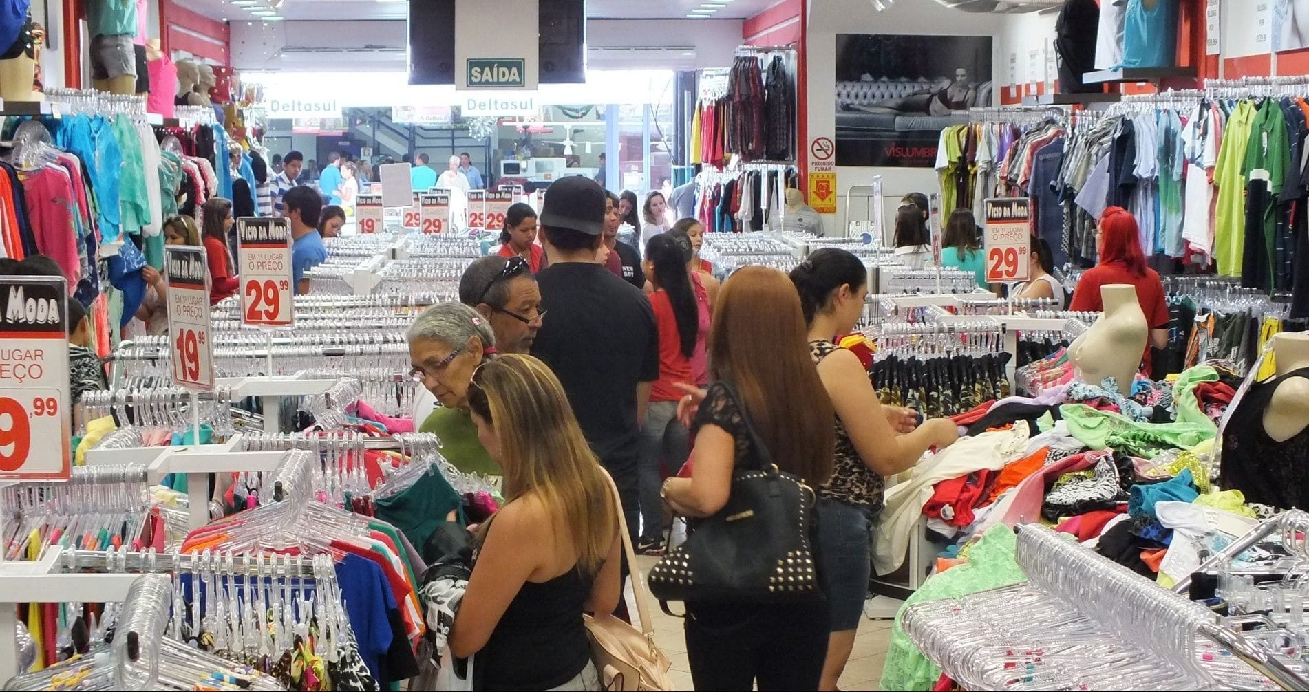Crise nas lojas físicas força redes do varejo a mudar modelo