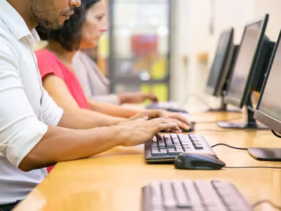 Portal Trampolim oferece 120 vagas em cursos profissionalizantes na RMVale