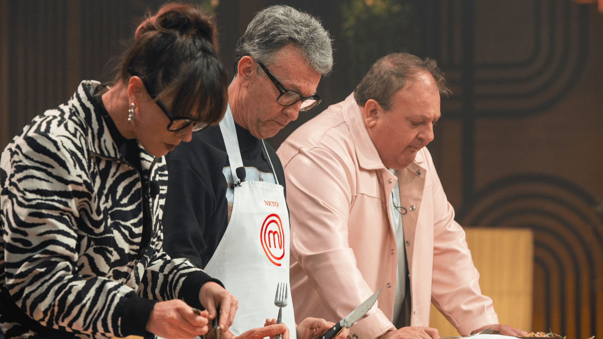 MasterChef 2024 tem churrasco com Craque Neto e prova com chocolate; assista