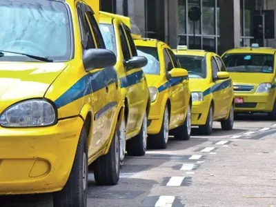 Taxistas pedem crédito ao governo para renovar frota de veículos