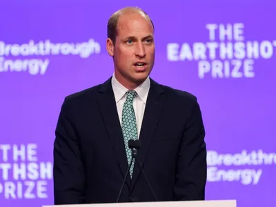 Príncipe William diz esperar receber convite para casamento de Taylor Swift