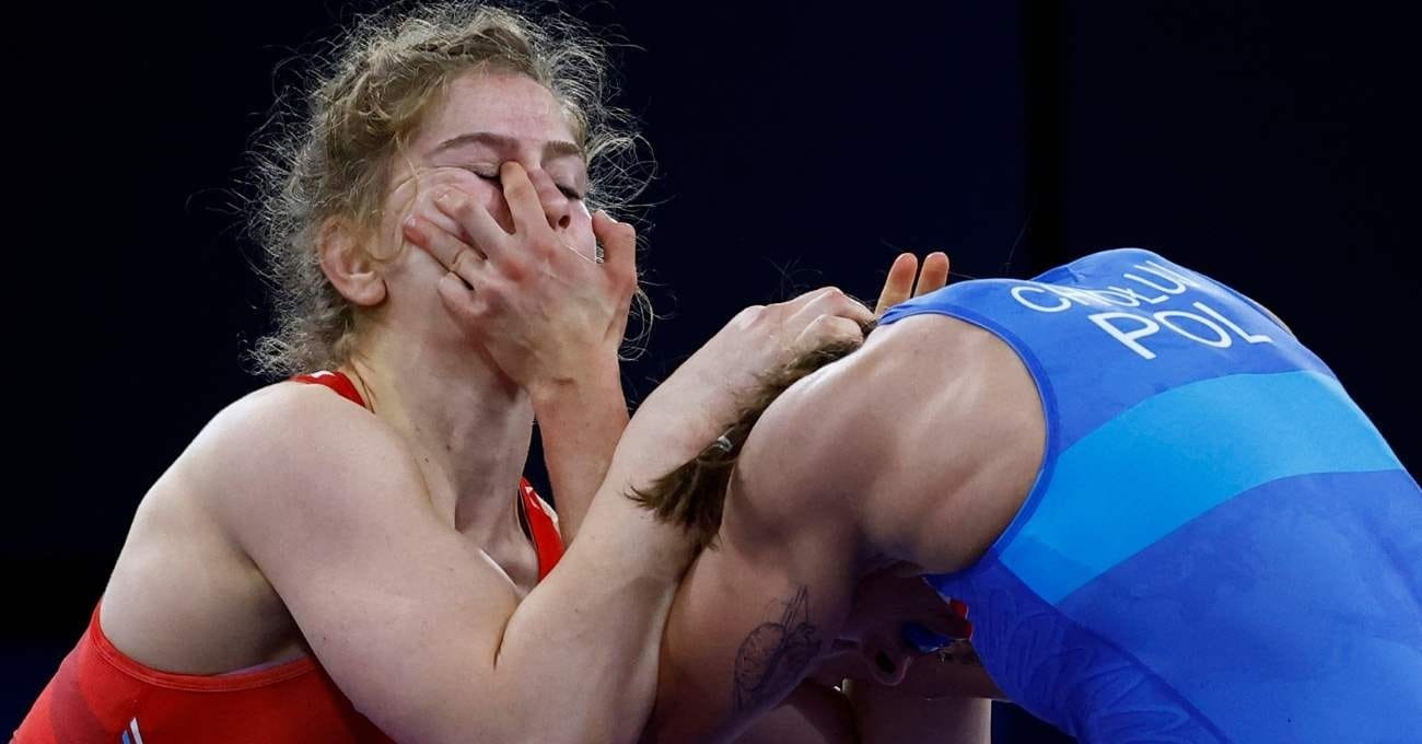 Wrestling: fotos nos Jogos de Paris mostram atletas no limite do esforço físico