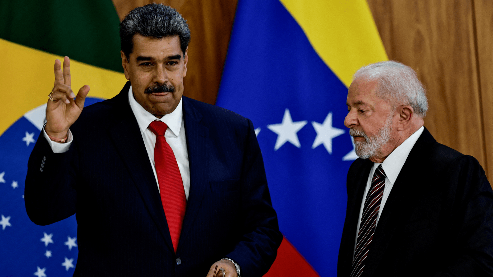 Cláudio Humberto: Lula passa por saia-justa impensável com saída de embaixador da Venezuela