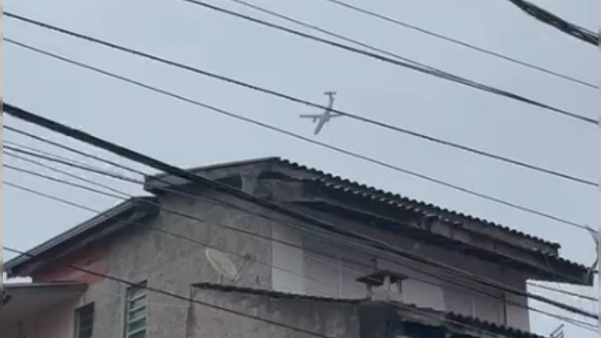 Imagem registra queda de avião em Vinhedo