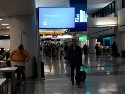 Volume de serviços bate recorde e cresce 1,7% em junho, segundo IBGE
