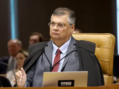 Dino diz que Lei da Anistia não deve valer para ocultação de cadáver e cita 'Ainda Estou Aqui'