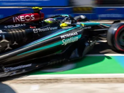Hamilton supera Norris por 0.003 e lidera segundo treino livre do GP da Itália