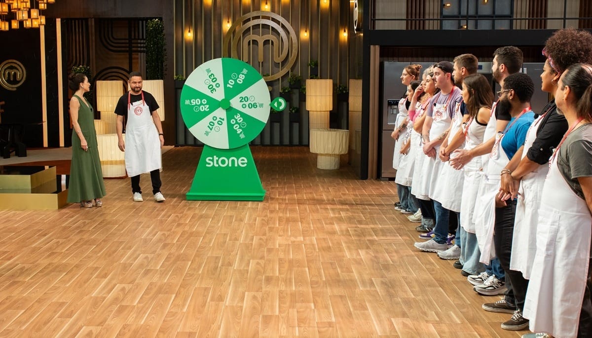 Cozinheiros contam com a sorte para conquistar ingredientes no MasterChef